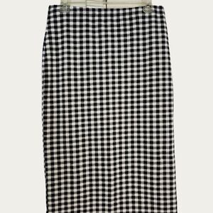Classic Black and White Checkered Skirt